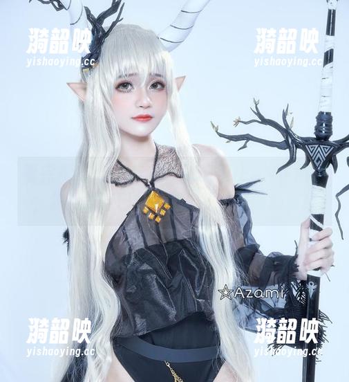 看完Azami的大凤RACEQUEEN作品集，我的眼睛已经被烧坏了，资源恐怖！