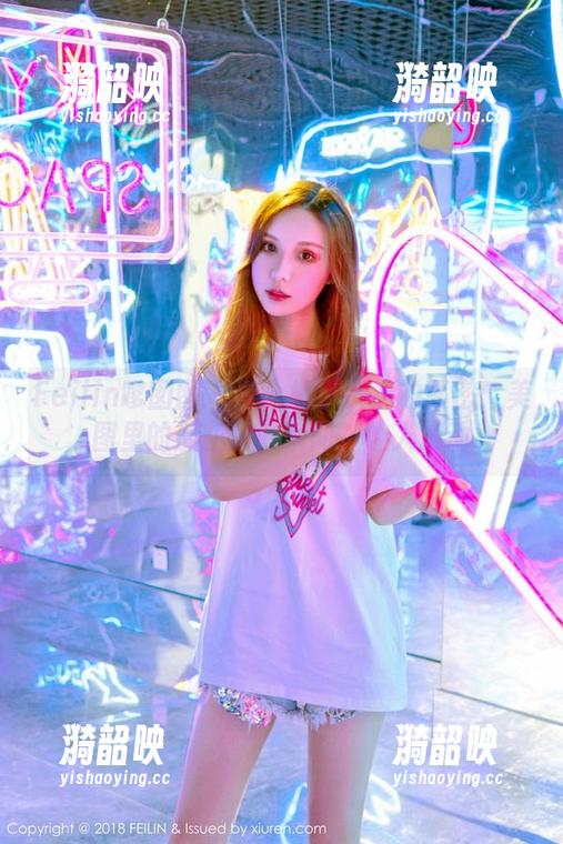 Feilin嗲囡囡-梦小楠小夜猫 Feilin嗲囡囡 - 梦小楠小夜猫的秘密:美图里的那些微妙瞬间,让人心动