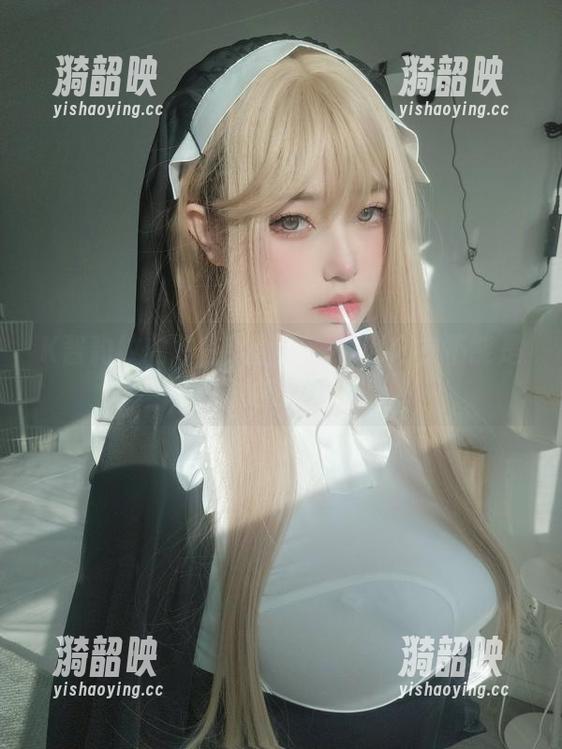 K酱豹纹内衣在线直播：谁说内衣不能是一种艺术？