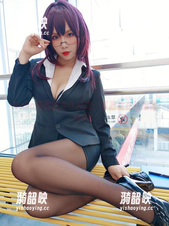 Neko薇薇的女仆日常：资源就在这组图片中！