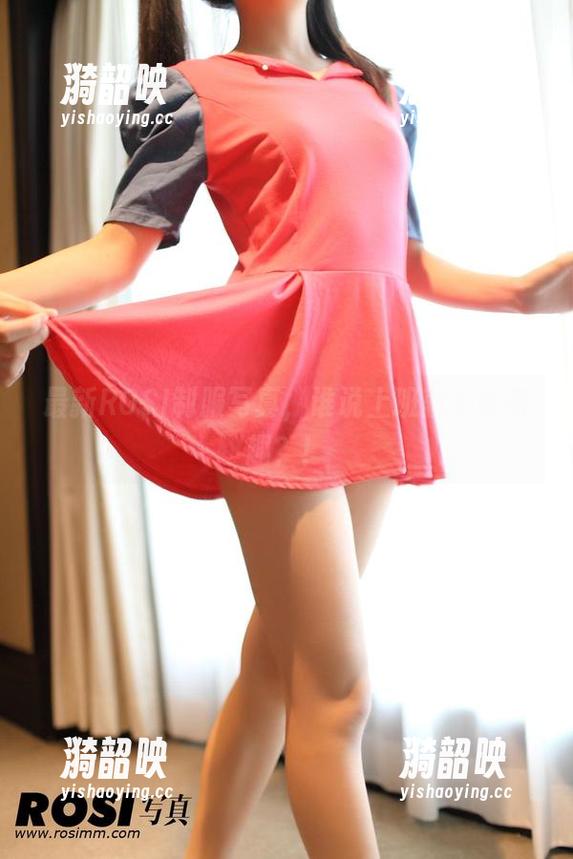 最新ROSI制服写真，谁说上班就不能有趣？！