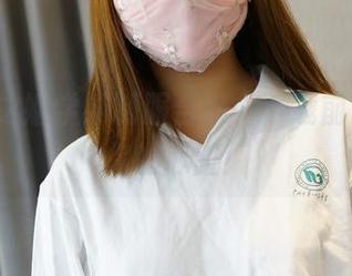 ROSI之嫩学妹制服合集，下载前先确认你的心脏！