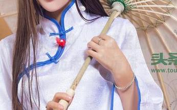 TouTiao头条女神 – 鱼宝宝的御姐私房：神秘，魅惑，仿佛在邀请你一探究竟。
