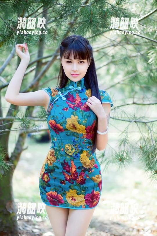 TuiGirl推女郎 - 浴室里的李七喜：高清图库展现‘洗澡也要风情万种’！