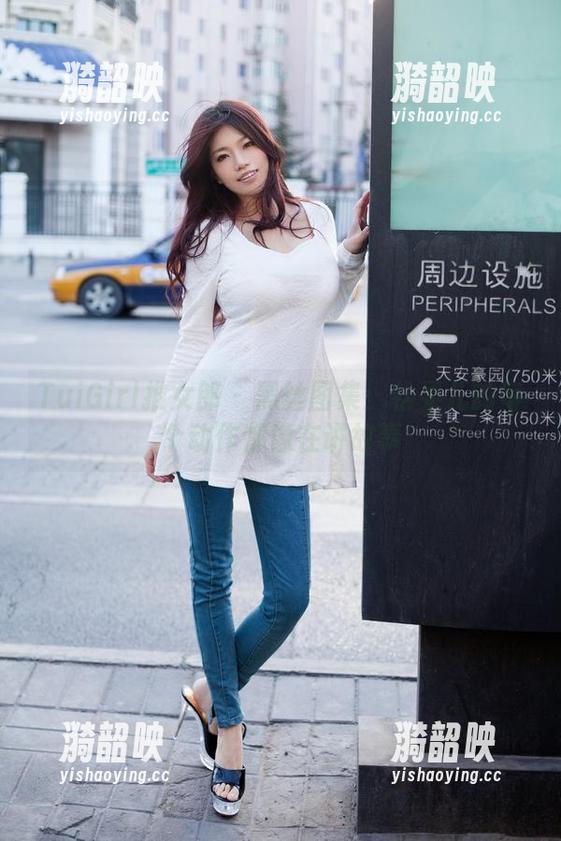 TuiGirl推女郎 - 黑丝图集：松果儿的每个动作都像在讲故事