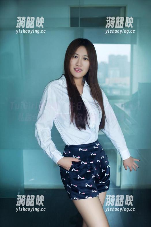 TuiGirl推女郎 - 牛仔裤的魅力：胡允儿私房合集，绝对让你‘腿’不释手！