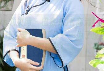 UGirls尤果网 – 田慕儿JK高清图片，提醒我为什么要认真工作——为了能多花钱买这些！