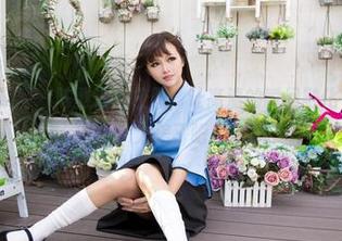 UGirls尤果网 – 陈雅漫的校服，让高清的瞬间融化在你的心里，太美了吧！