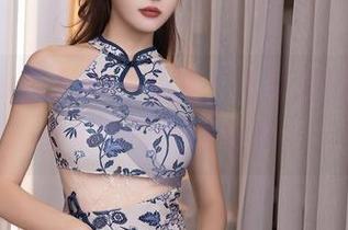 Xiuren秀人网 – 看嘛，夏甜甜的最新校服写实又不失俏皮！