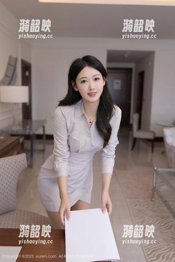 Xiuren秀人网 - 透明感觉，艾小青的图包，下载让我们一起沉浸在这份清澈中吧！