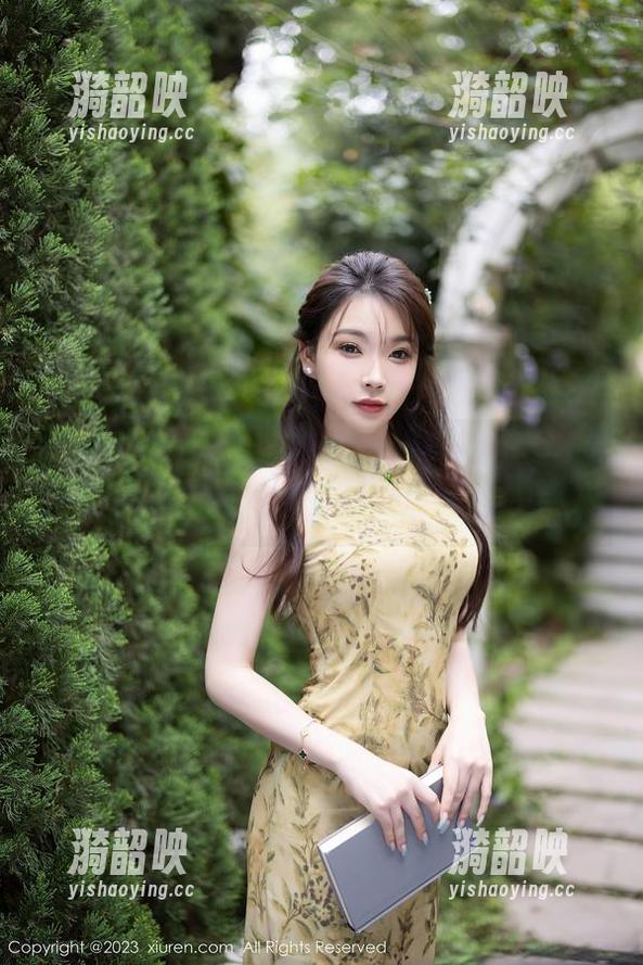 Xiuren秀人网 - 顾楚楚Maily的运动私拍：不止是流汗，还有满满的时尚感！