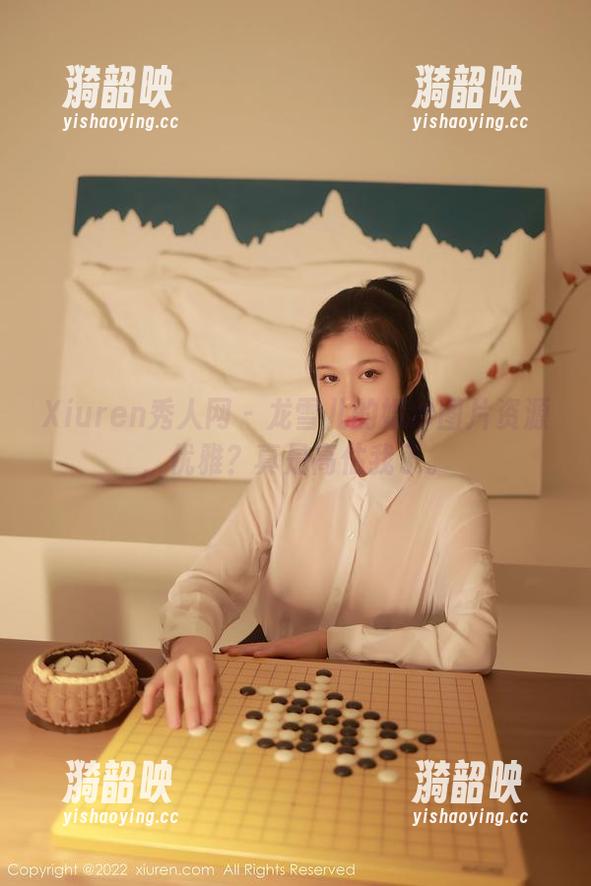 Xiuren秀人网 - 龙雪儿的婚纱图片资源，优雅？真是高估我了。