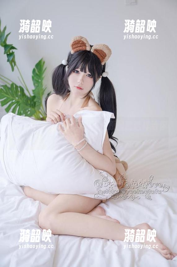 Yiko湿润兔夏日写真集：原图就这样给你撩得没脾气！