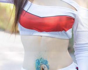 YouMi尤蜜荟 – 捕捉瞬间：娜娜子yy美足写真中的隐秘美感分享。