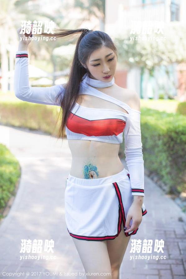 YouMi尤蜜荟 - 捕捉瞬间：娜娜子yy美足写真中的隐秘美感分享。