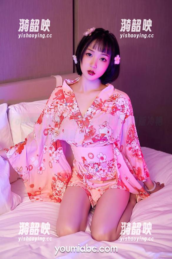 YouMi尤蜜荟 - 沉迷了！沈蜜桃新版冷艳女战士的最新美图，飒到不行！
