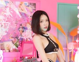 Yuka(유카)PureMediaVOL，最新的作品又使我心里小鹿乱撞！