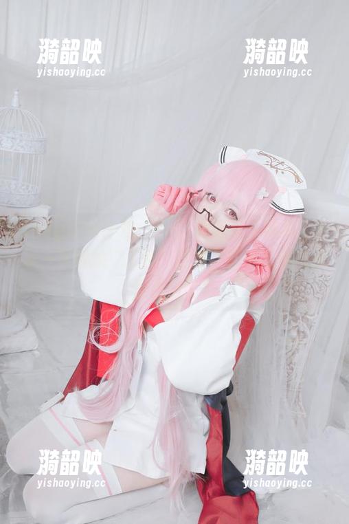asagiriai(爱ちゃん)最新女仆写真，分享一下她的“工作”日常，这活儿看起来挺不错的？