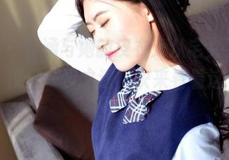 pans – 夏涵与她的皮衣：从宅女到时尚女王，仅仅一步之遥，快来看看这个原图！