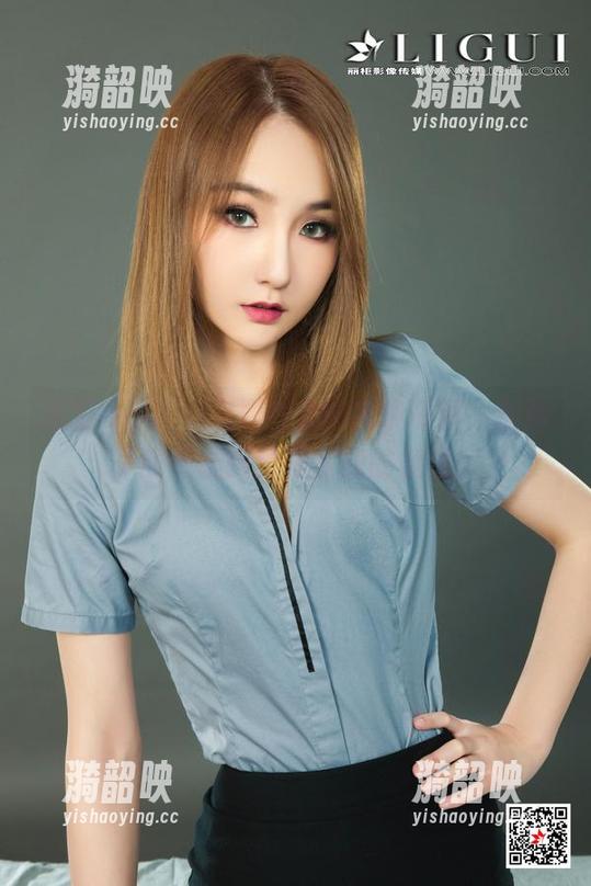 丽柜ligui - 突如其来的高清美图，奈沐子的长腿强势霸占我的视线！