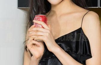 克拉女神 – 一探究竟：珊珊学姐的作品图库，会不会让你心跳加速？