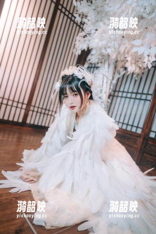 新鲜出炉！兔子Zzz不吃胡萝卜的厨娘图集更新，不知道该怎么形容好…
