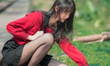 美图中的诱惑：妹妹的白丝袜，兔玩映画的绝妙创意！