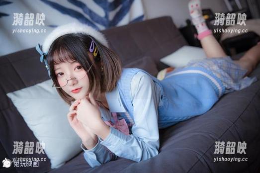 心情好就来看看兔玩映画的黑丝白裙，绝对是福利之选！