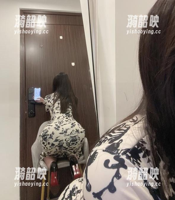 微密圈 - 可馨juicy的Q弹Q弹，最新图库啪的一声，让我的心情弥漫开来！