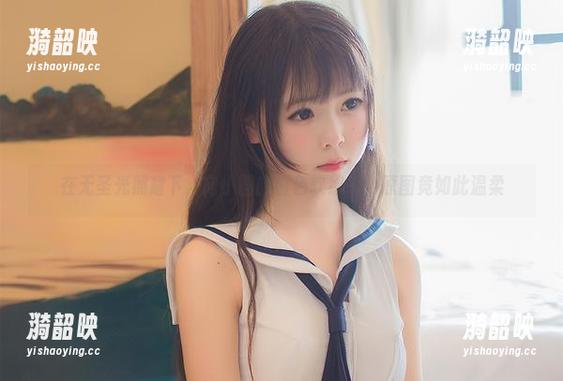 向小圆 在无圣光照耀下,向小圆的白色软绵绵,原图竟如此温柔