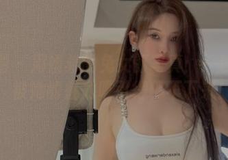 微密圈 – 周妍希的兔女郎写真：一秒捕获，被她的魅力吸引得停不下来！