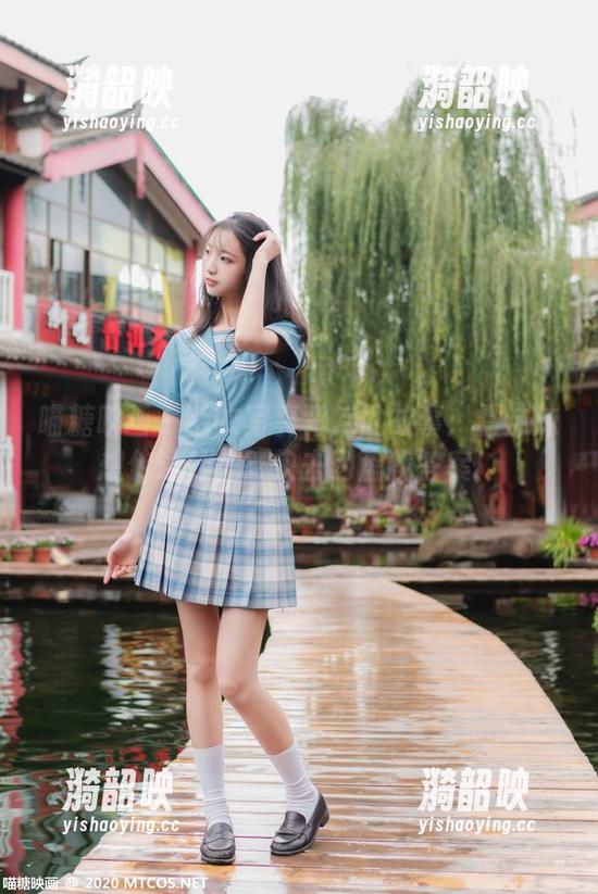喵糖映画 - 毛衣写真背后的故事：蠢沫沫想传达什么？快去网盘找答案！
