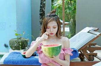 嗲囡囡 – 天使也打工？来免费写真见陈雅漫VICKY的真实面！