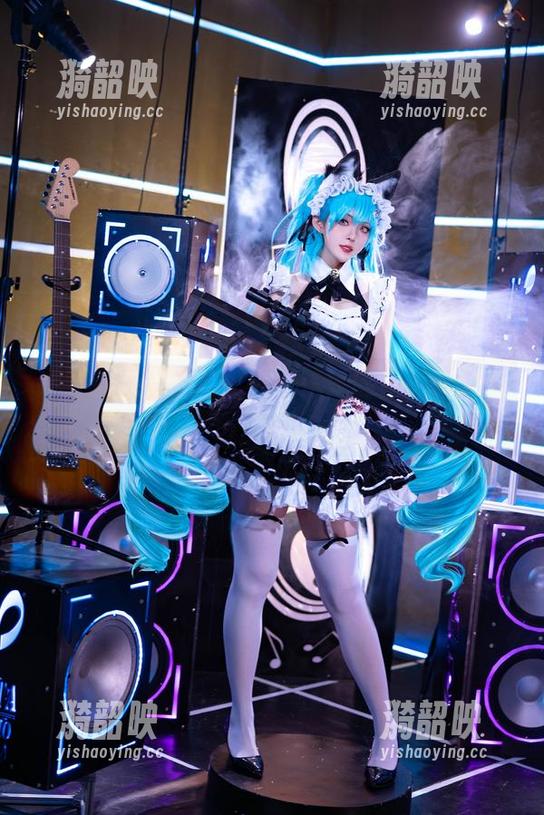 在夏夏子的浴室里在线：她的作品柔软又真切