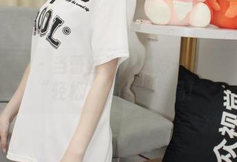 小众视觉 – 当蕾丝遇上婷婷——图库中最“轻松”的写真作品！
