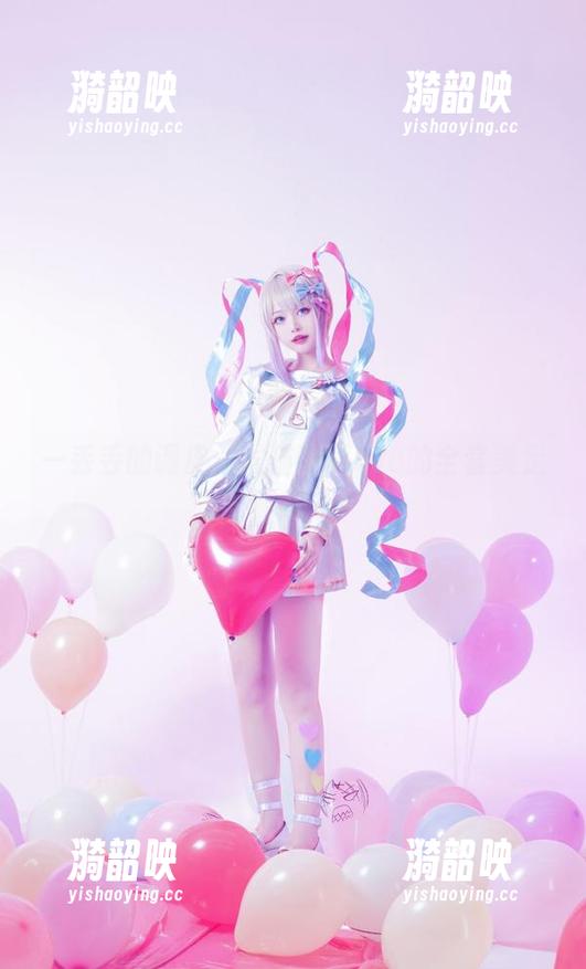 一丢丢的调皮：尤猫醒醒ovo的全套美足写真来了！