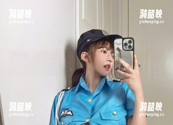 微密圈 - 张思允连衣裙合集：免费观看，保证你心跳加速！