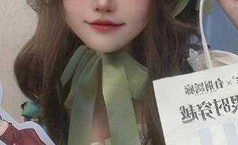 戚顾儿的写真时刻：貂蝉和公孙离，光影之间的美丽瞬间！