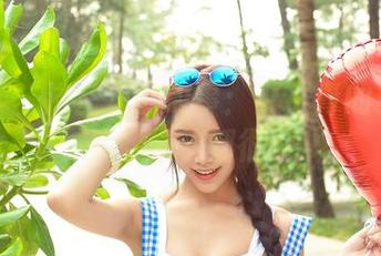 推女神 – 浴室里的故事：艾小青的精选图片，细节都很撩