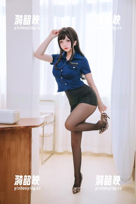 拘束女仆的日奈娇，照片里的光影游戏