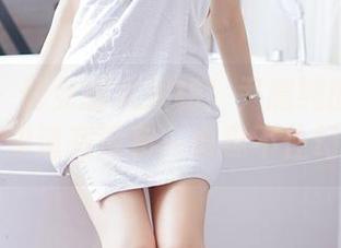 果团网 – 修女装大揭秘！尹意纯的免费图集，不知道有没有人也忍不住幻想……