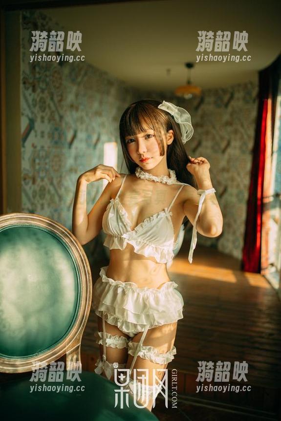 果团网 果团网奥莉娜的全套写真,怎么看感觉有点儿懵?