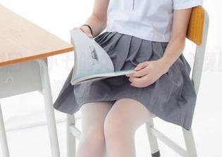 森萝财团 – 小七的女孩们：在免费图集中游走的青春瞬间