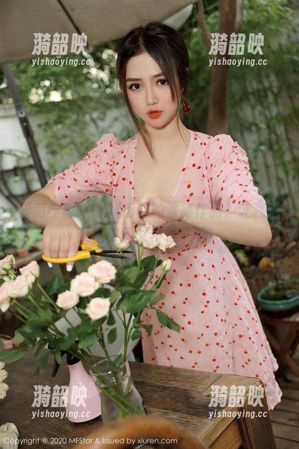 模范学院 - 揉揉肉肉的油亮作品，让我的美图收藏又多了一笔！