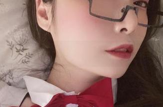 次屁啦福利来袭——穿上这礼服能不能自带光环？