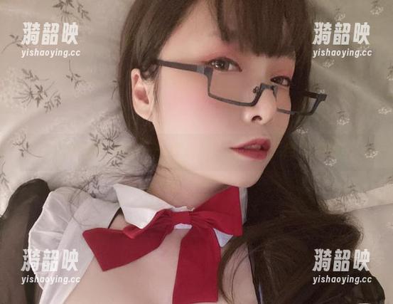 次屁啦福利来袭——穿上这礼服能不能自带光环？