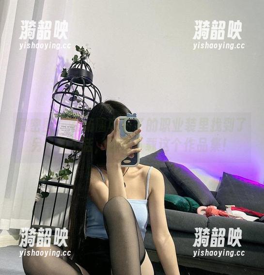 微密圈 - 在汤圆可甜了的职业装里找到了另一种生活，赶紧下载这个作品集！