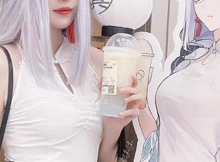 在线的炸酱沐沐，贝尔法斯特的图片仿佛在说：“快来，别想太多！”