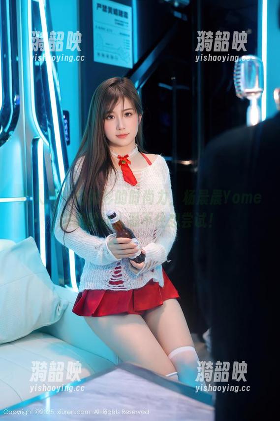 秀人网-杨晨晨Yome 秀人网 - 白衬衫的时尚力,杨晨晨Yome的美图让人忍不住想尝试!