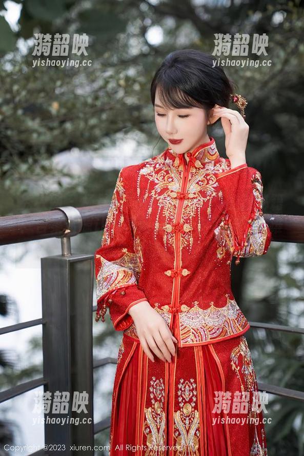 秀人网 - 杨晨晨Yome黑色写真的新秘籍：合集资源让你瞬间成为‘时尚精’！谁说黑色不能是彩色？